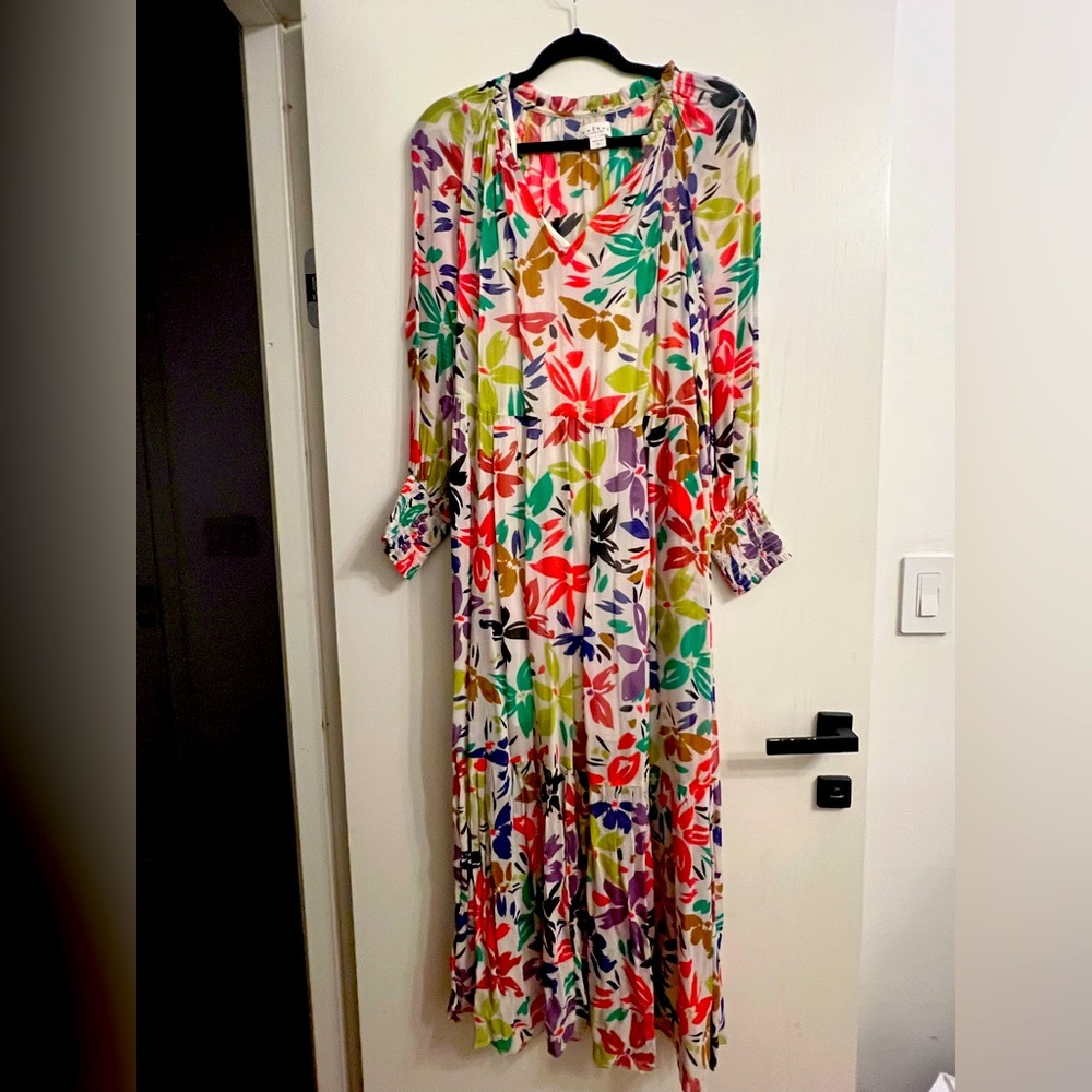 Velvet by Spencer & Graham “Luella” flower Dress Size Medium